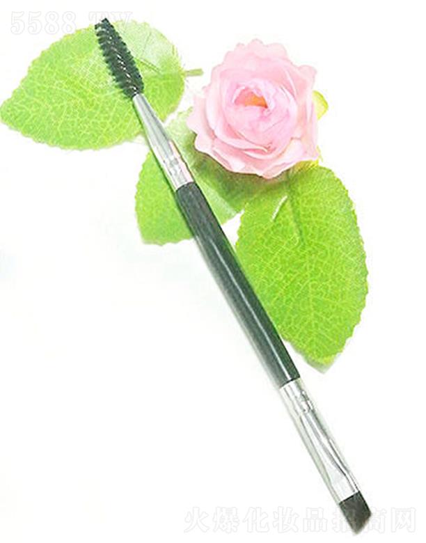 �����ЅR���_(d��)���yˢ���޹�˾���R���_(d��)�ʊyüˢ�p�^�L(zh��ng)��