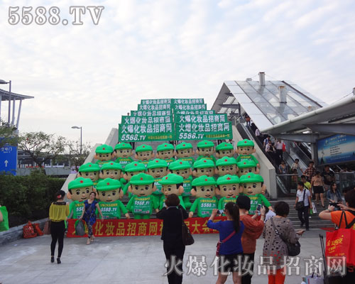 �𱬿�ͨ��ģ�����(du��)�����䏊(qi��ng)��Č�(sh��)�������I(y��)���[��(hu��)�ϳɞ����c(di��n)