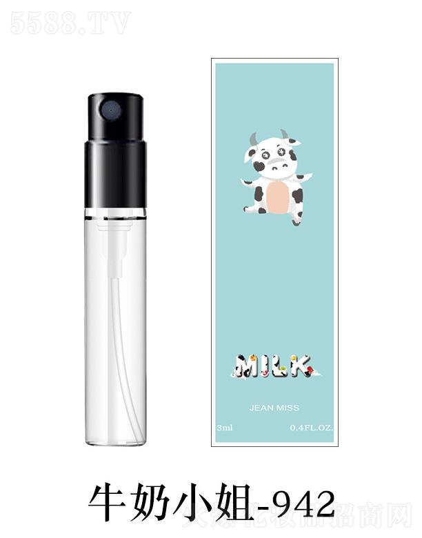 С������С��ϵ����ˮ-ţ��С��