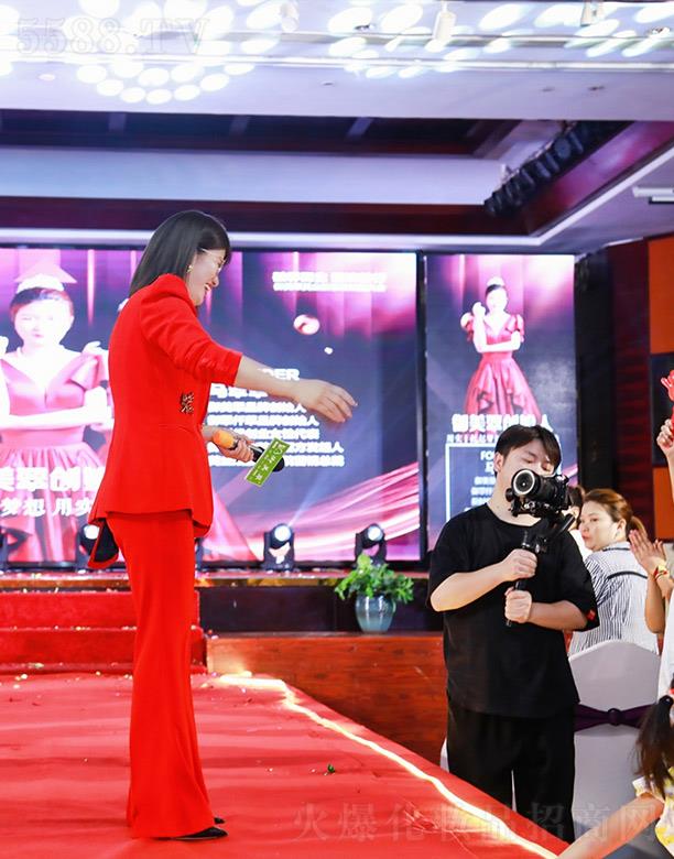 ������ȫ�����I(y��)�x�ܴ��(hu��)�F(xi��n)������(d��ng)