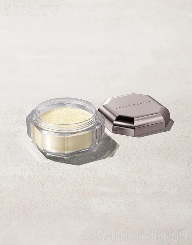 FentyBeauty���y�۷� ���́���(�m�ϰ�𪵽��Ȼ�wɫ).