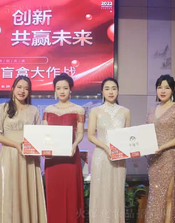 ���\��2022��Ӣ��Ӗ(x��n)����Ӱ