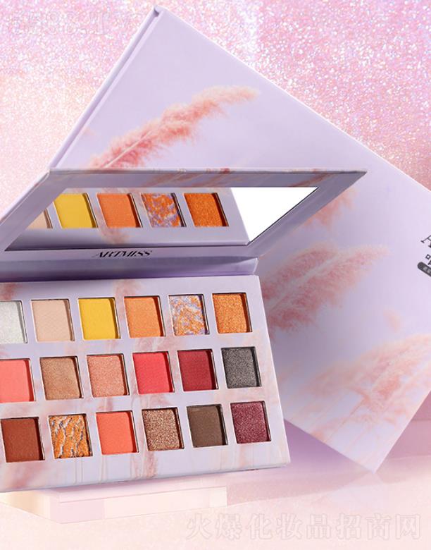 Ψ���������w���18ɫ��Ӱ�P