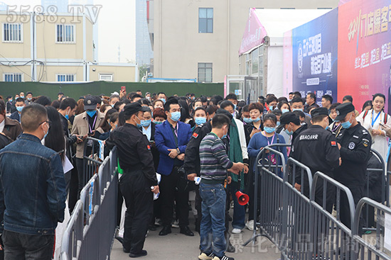 ��47���������I(y��)���[���ڶ�������m(x��)�M���У����m(x��)���վ���