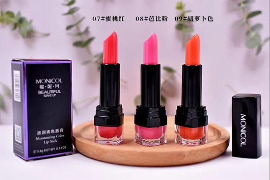 滋潤誘色唇膏 滋潤誘色唇膏