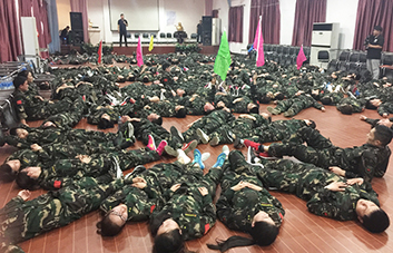 ���������ԗ�����Խ������