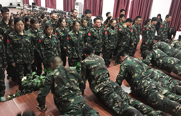 �e�ֱ�Q���I(l��ng)�����������F(xi��n)��W(xu��)�T��